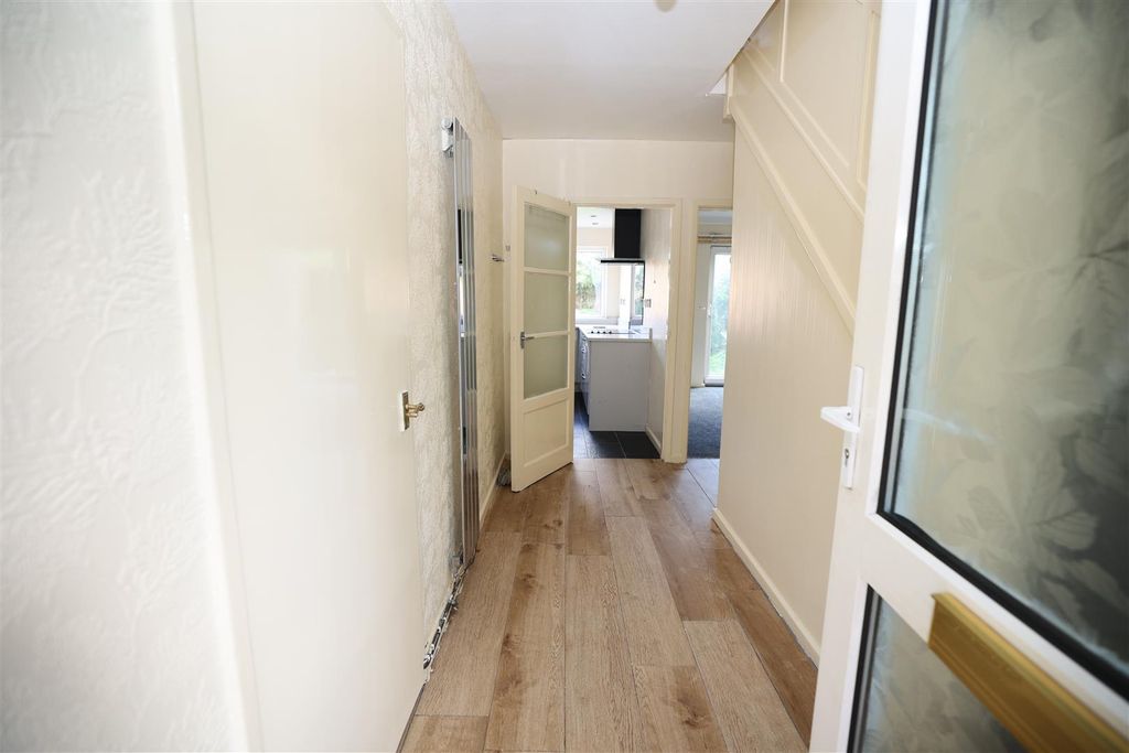 Property photo 2 of 14 Entrance.Jpg