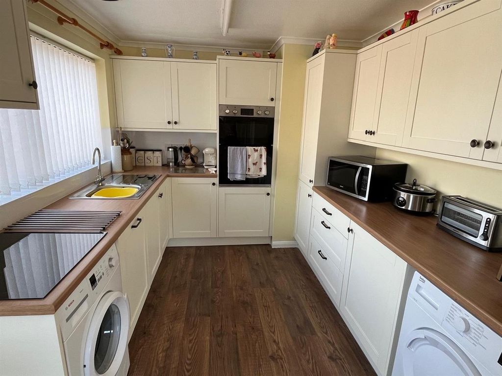 Property photo 3 of 10 88c4921A-36A2-49Ff-8Acd-9d45759B9Afd.Jpg