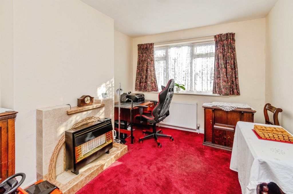 Property photo 3 of 17