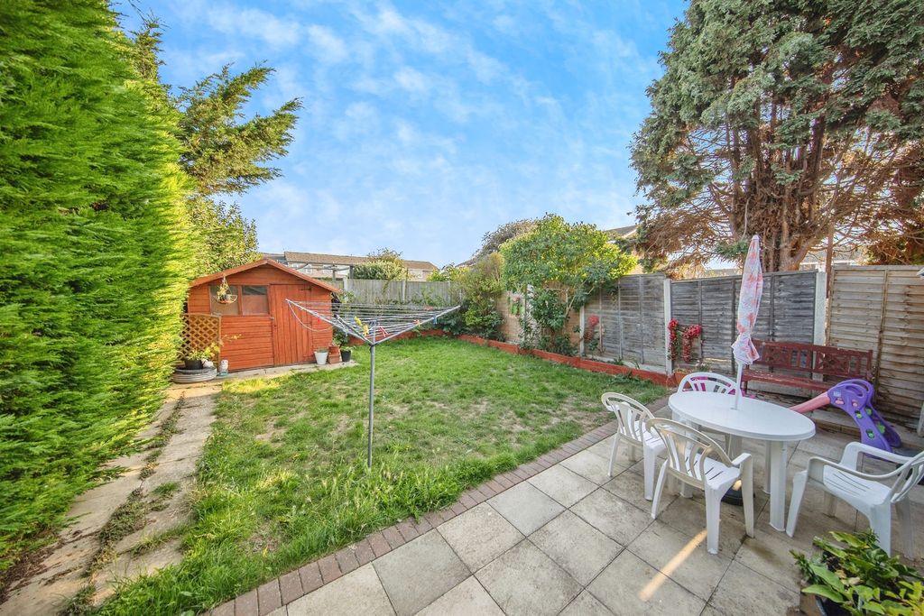 Property photo 3 of 16