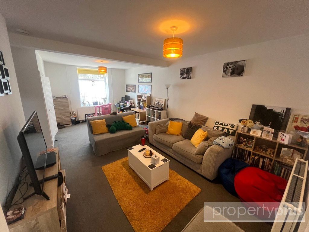 Property photo 2 of 14 Picture No. 06