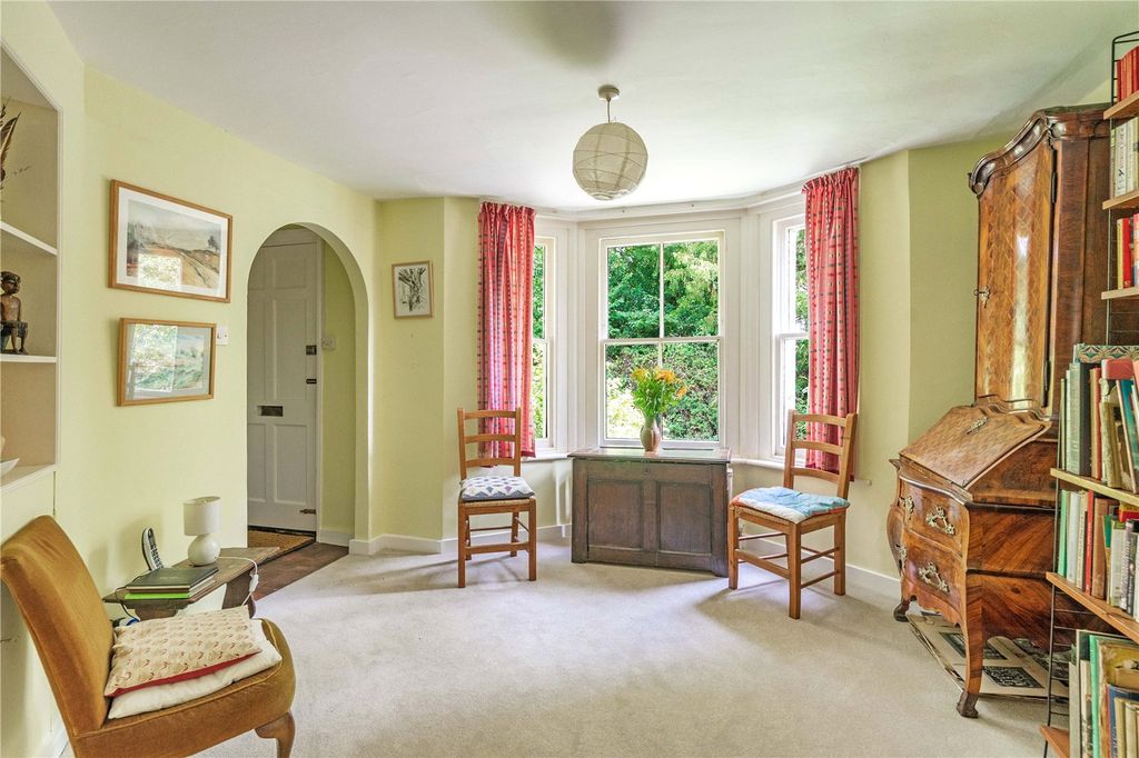 Property photo 3 of 24 Reception / Study