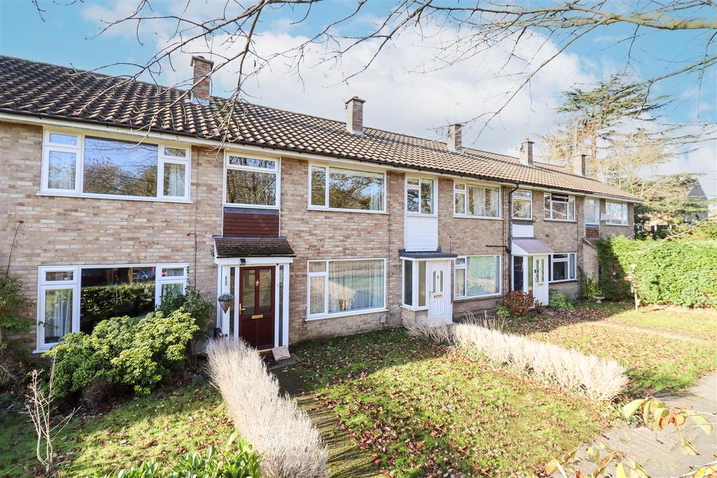 Property photo 1 of 18 Front