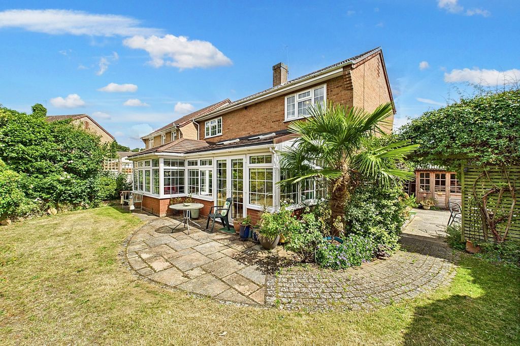 Property photo 3 of 19