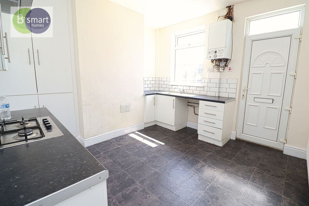 Property photo 2 of 9 Img_3775