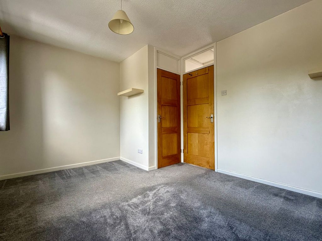 Property photo 3 of 7 Picture No. 36