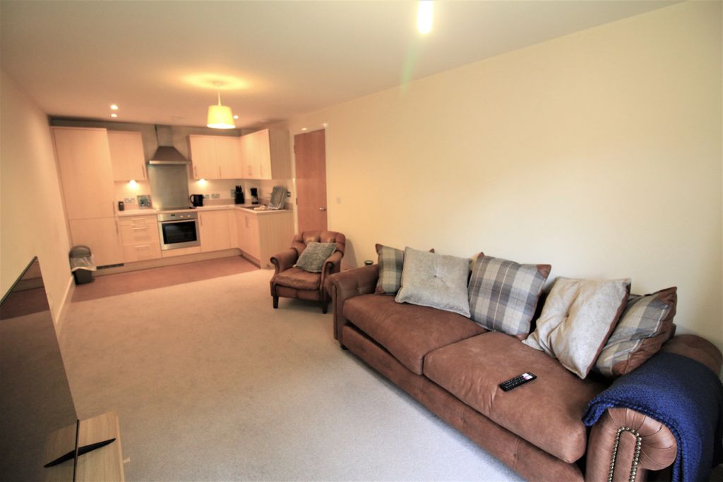 Property photo 2 of 6