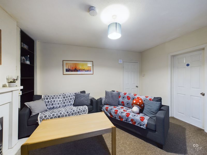 Property photo 2 of 10 Living Room