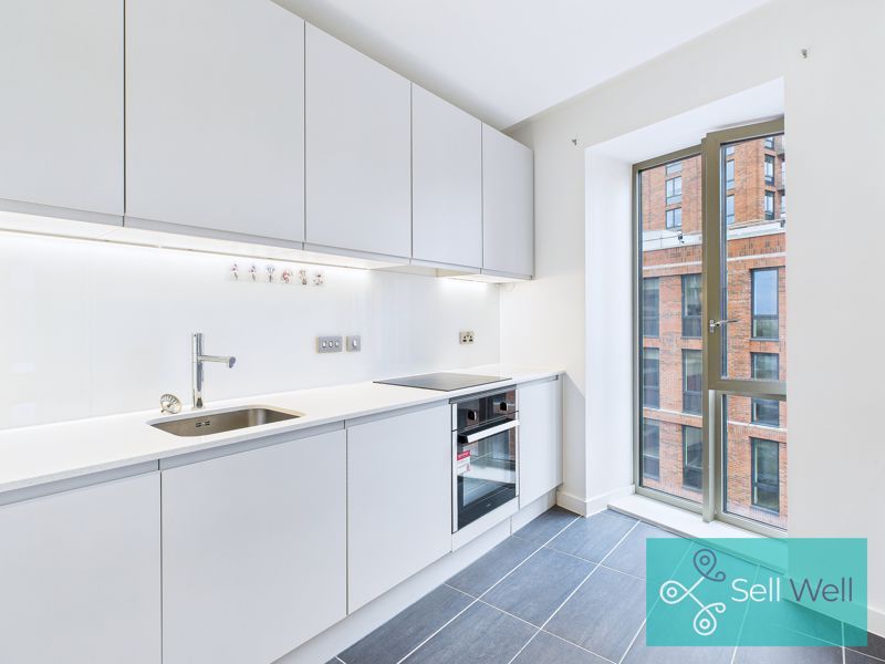 Property photo 3 of 30 Kitchen