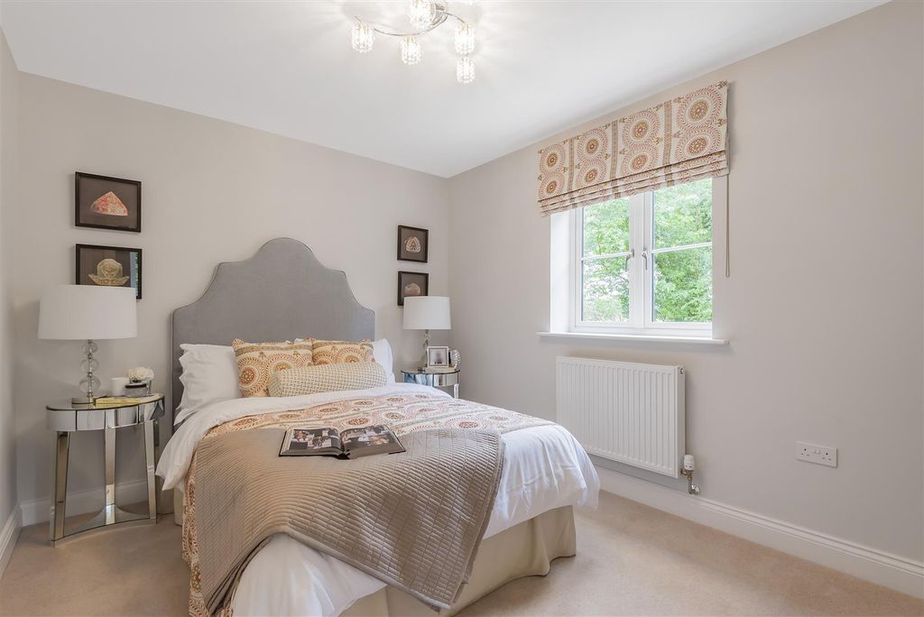 Property photo 3 of 9 863317 (8).Jpg