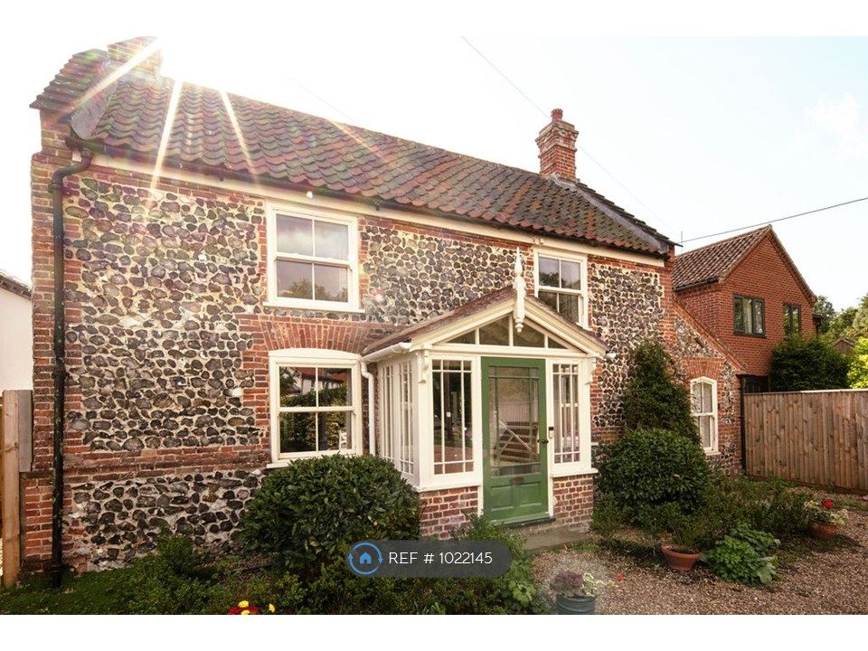 Property photo 1 of 35