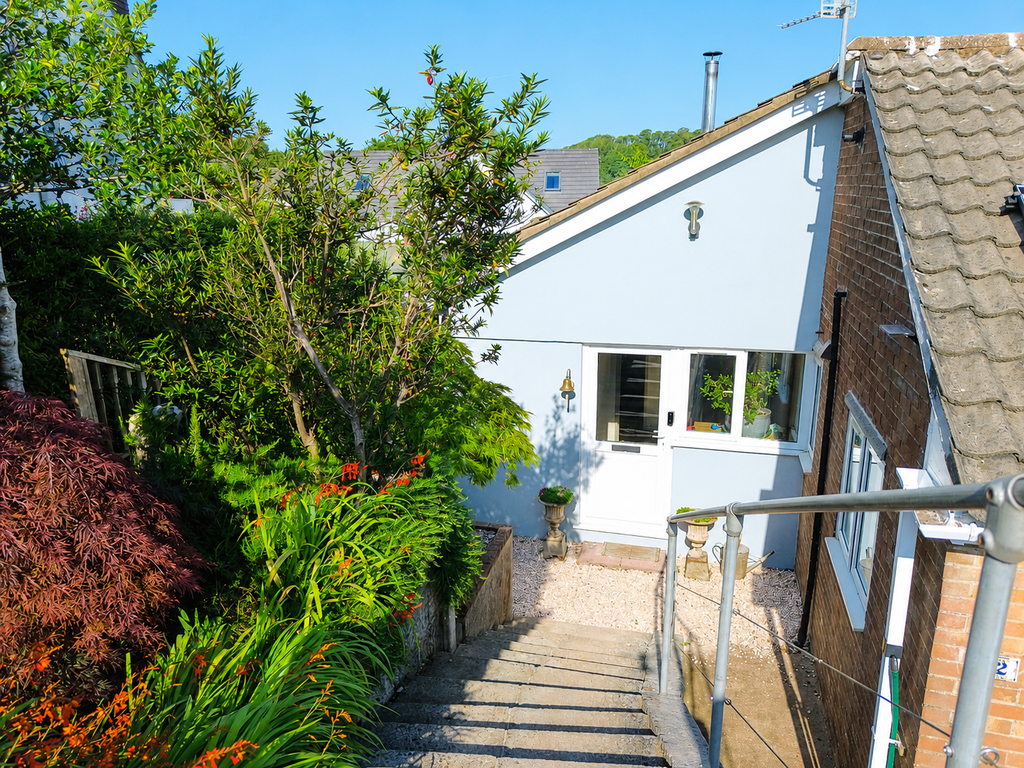 Property photo 1 of 37