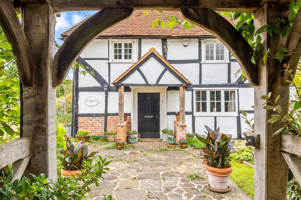 Property photo 1 of 29