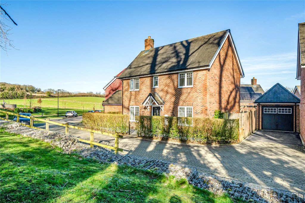 Property photo 1 of 17 Picture No. 21