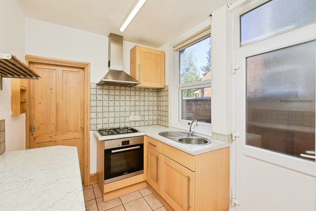 Property photo 2 of 14