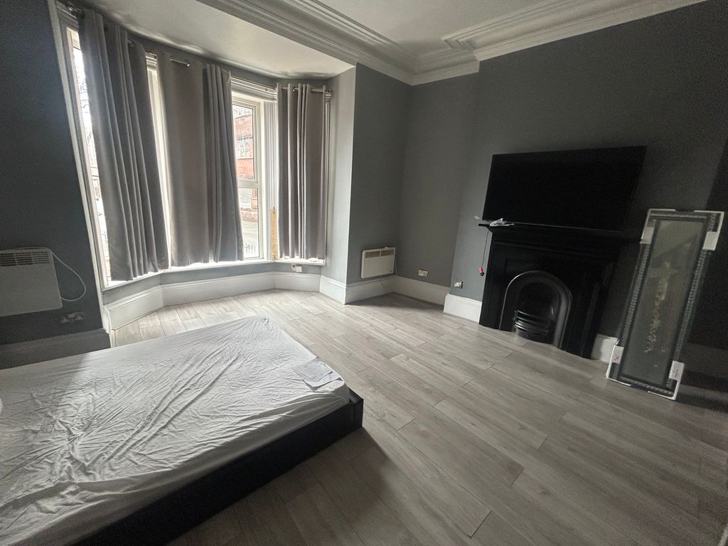 Property photo 2 of 10 Image