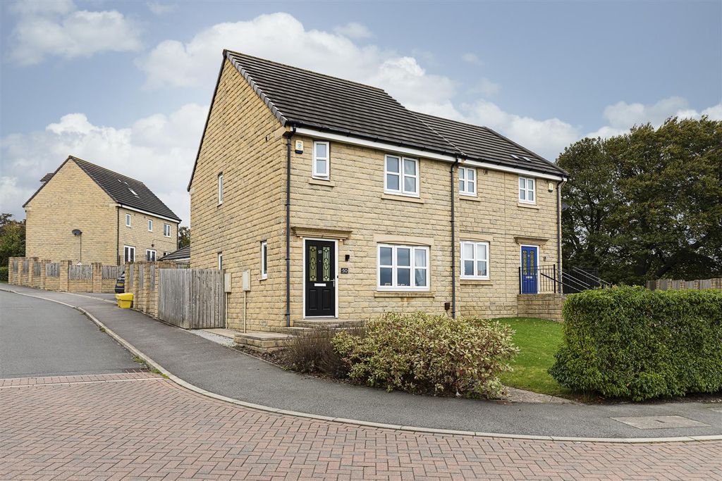 Property photo 1 of 46