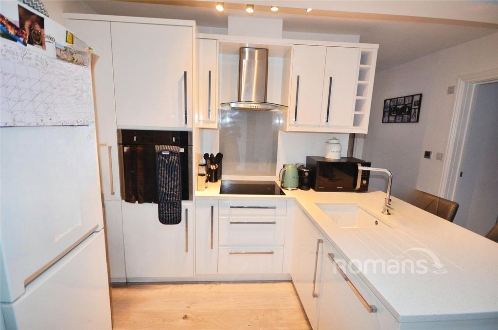 Property photo 3 of 13 Picture No. 12