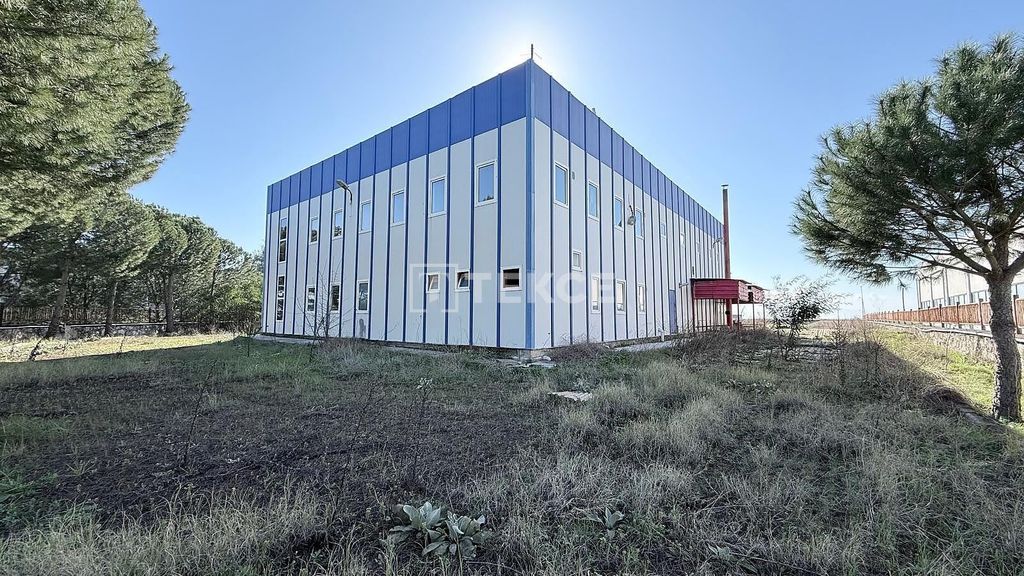 Property photo 2 of 45