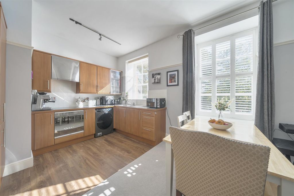 Property photo 2 of 24 1363568-5-68E3c7c0A754E.Jpg