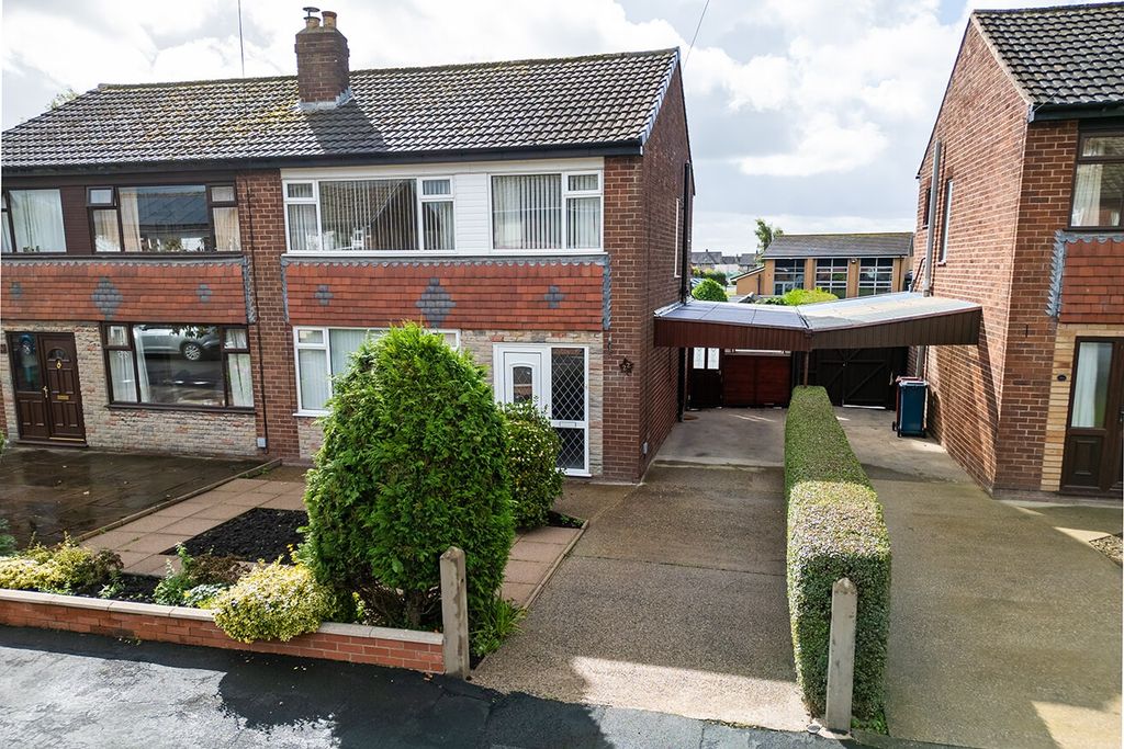 Property photo 1 of 19 4139512