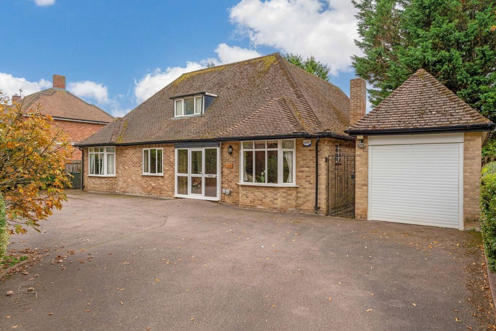 Property photo 2 of 35