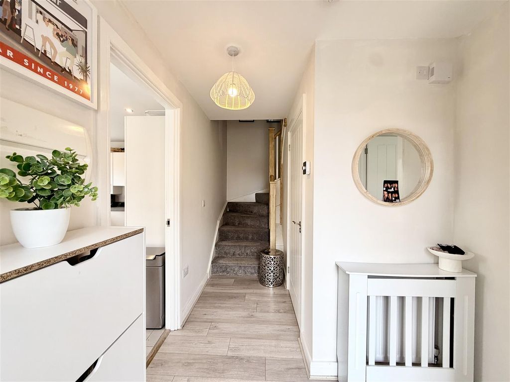 Property photo 3 of 23 3