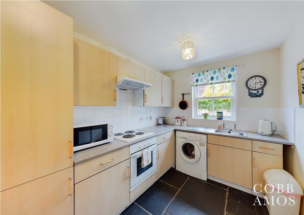 Property photo 3 of 21 Hi-Res08.Jpg