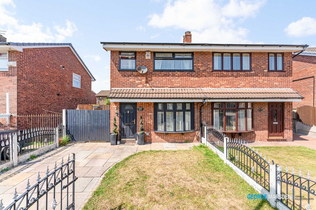 Property photo 2 of 27