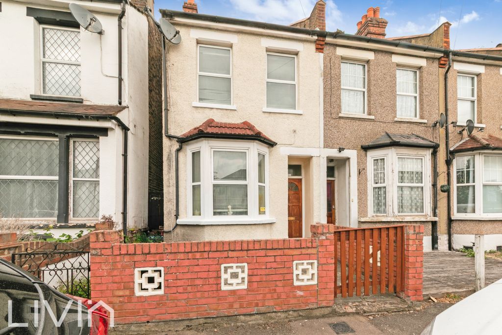 Property photo 1 of 16 1