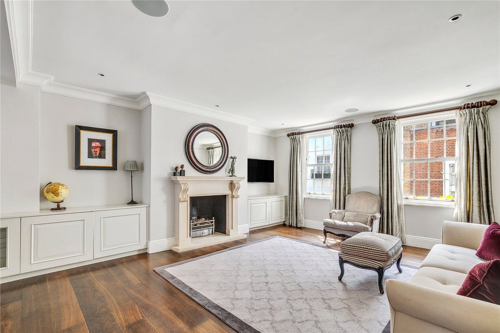 Property photo 1 of 17 Reception Room