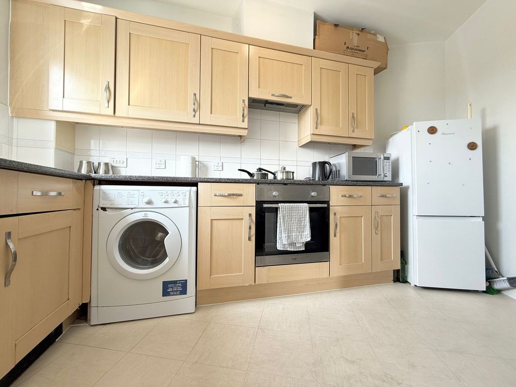 Property photo 3 of 9 Photograph