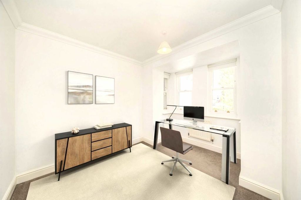 Property photo 3 of 9