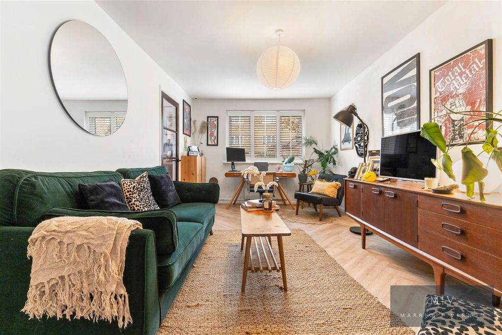 Property photo 1 of 14 Rushmore Court 82 MV-5.Jpg