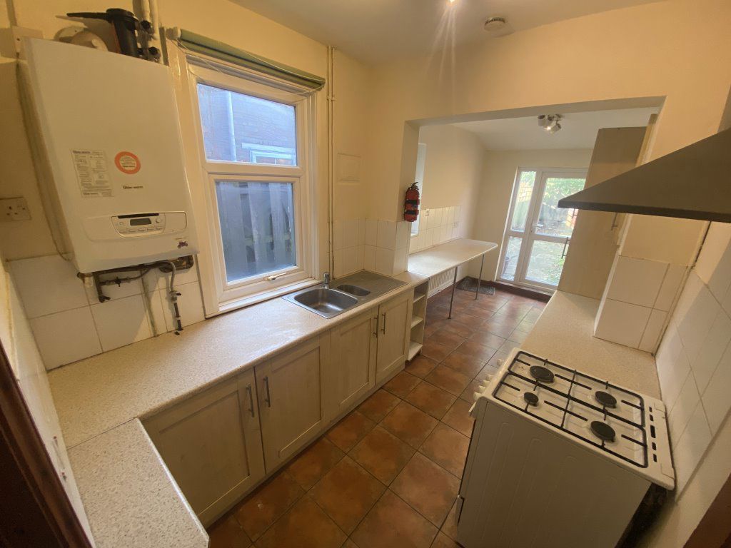 Property photo 2 of 21