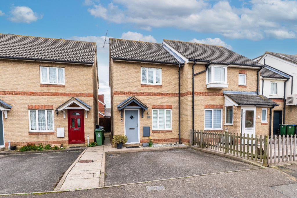 Property photo 1 of 16 4905380