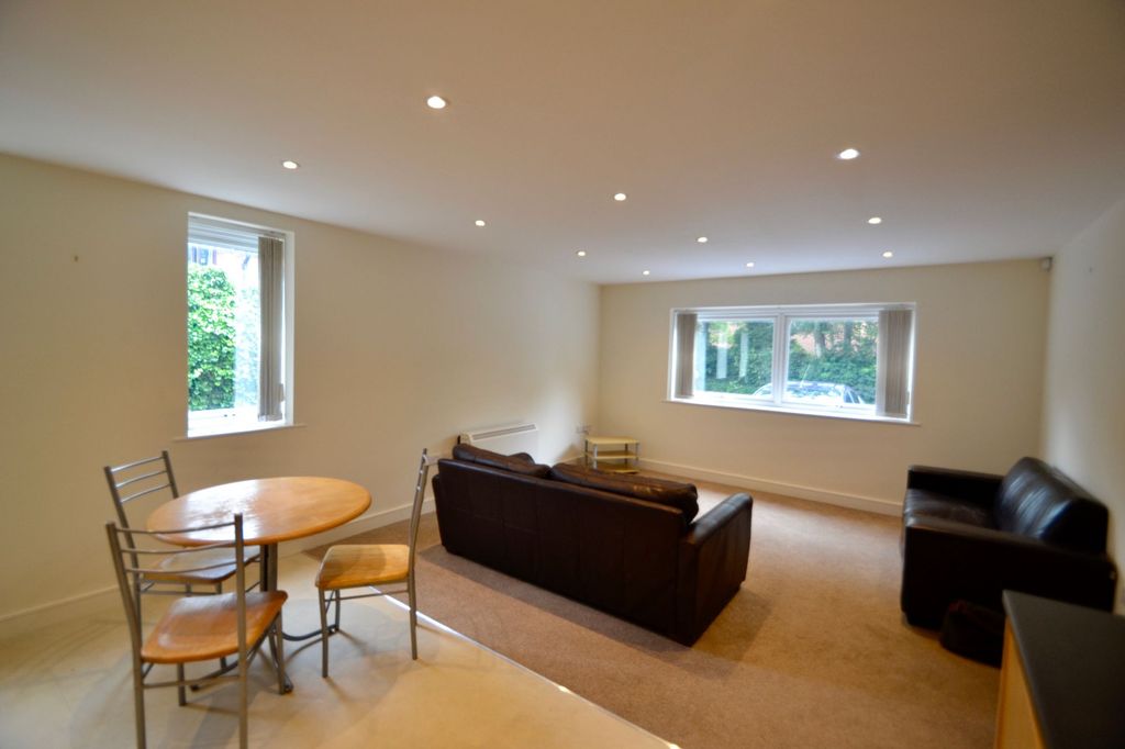 Property photo 2 of 6