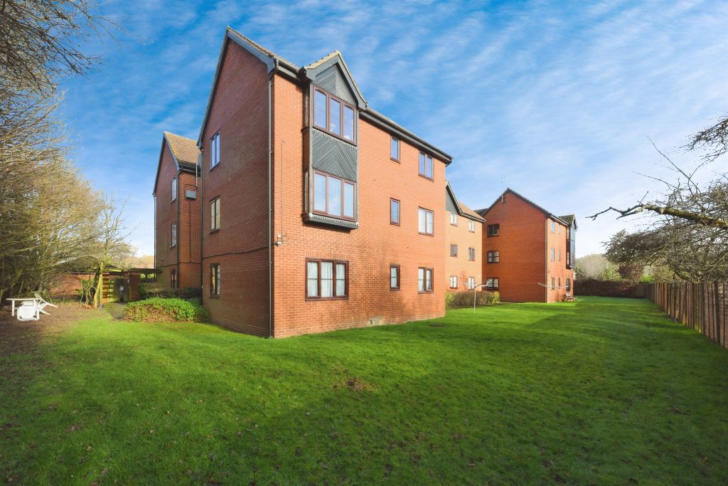 Property photo 1 of 12