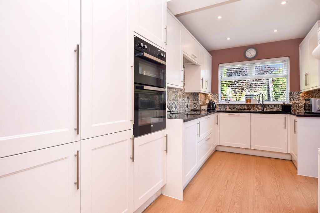Property photo 3 of 45 Picture No. 65