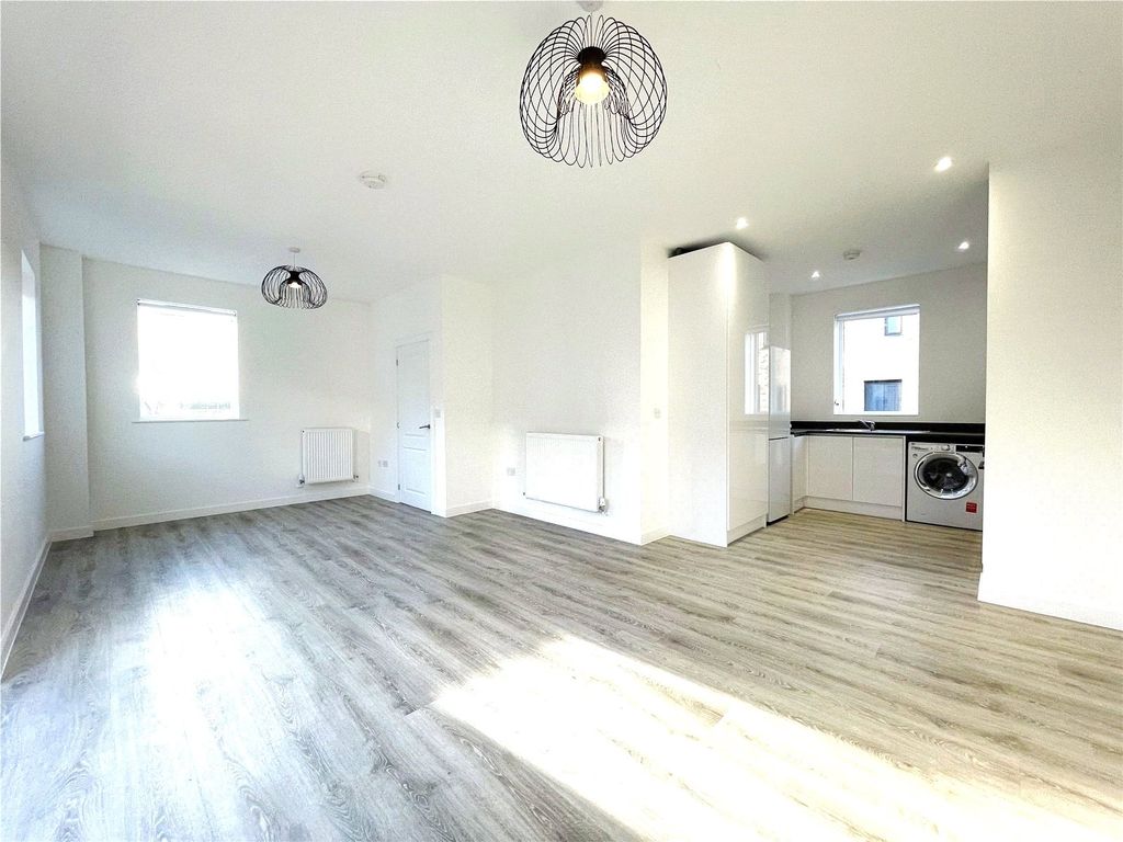 Property photo 3 of 13 Picture No. 19