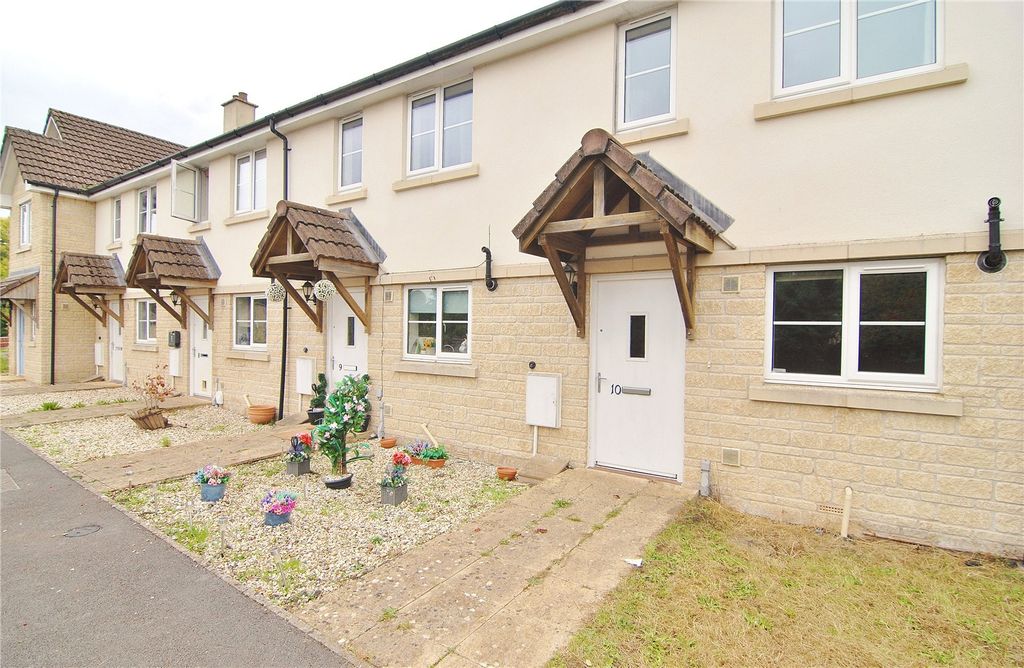 Property photo 2 of 13 Picture No. 15