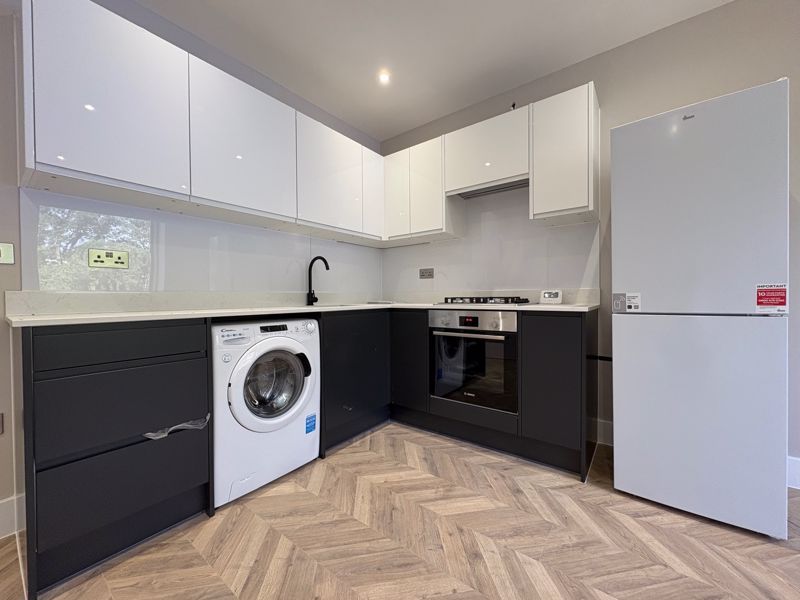 Property photo 2 of 7 Photo 7