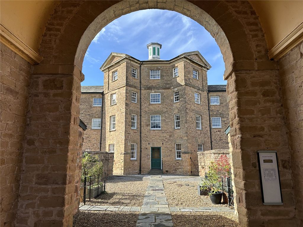 Additional image 14 of 3 bed flat to rentLong Street, Williton, Taunton TA4