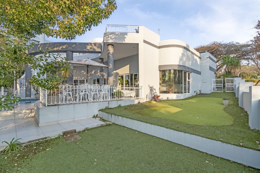 Property photo 1 of 38