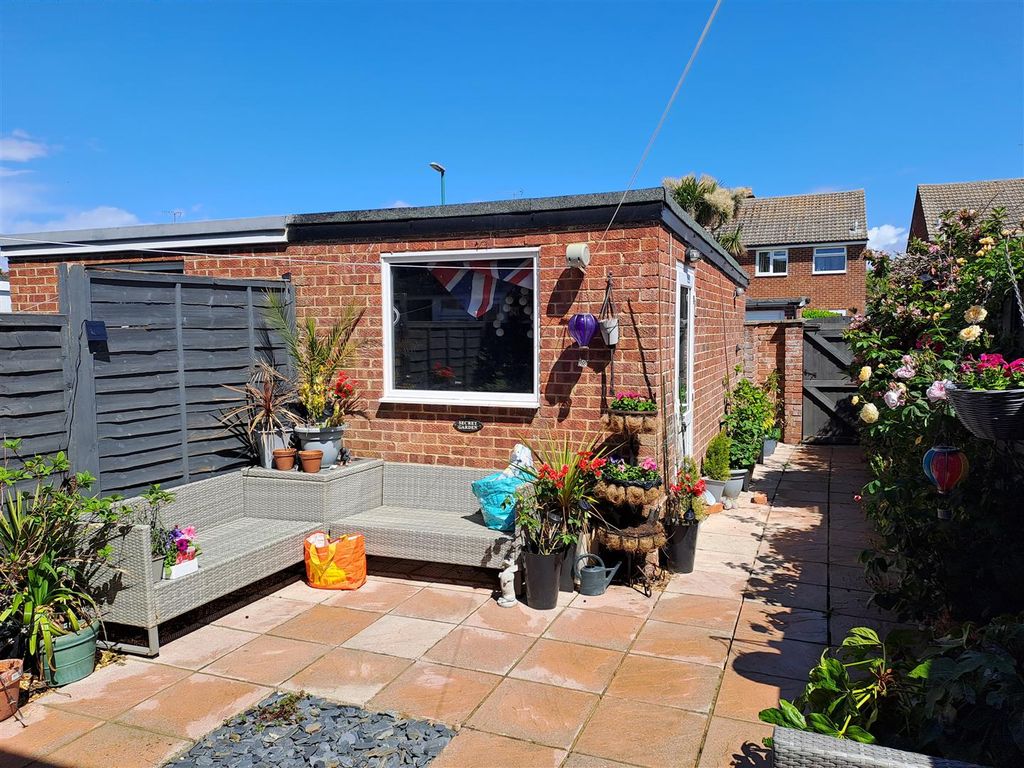 Property photo 2 of 11 Rear Garden