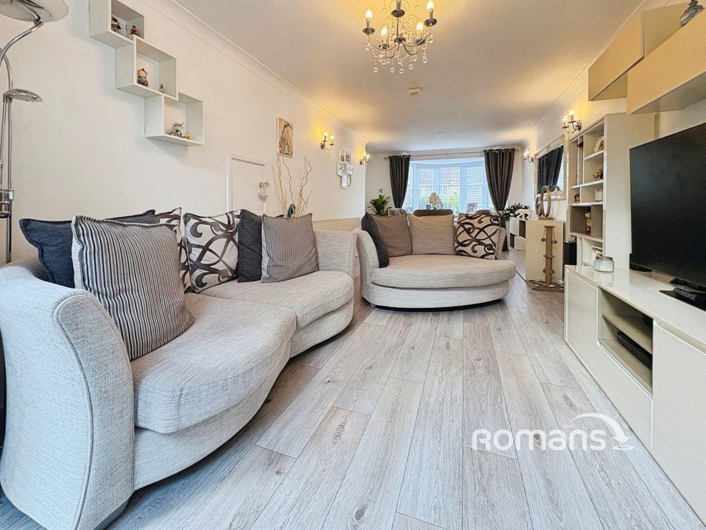 Property photo 2 of 20 Pbox-Img.Jpg