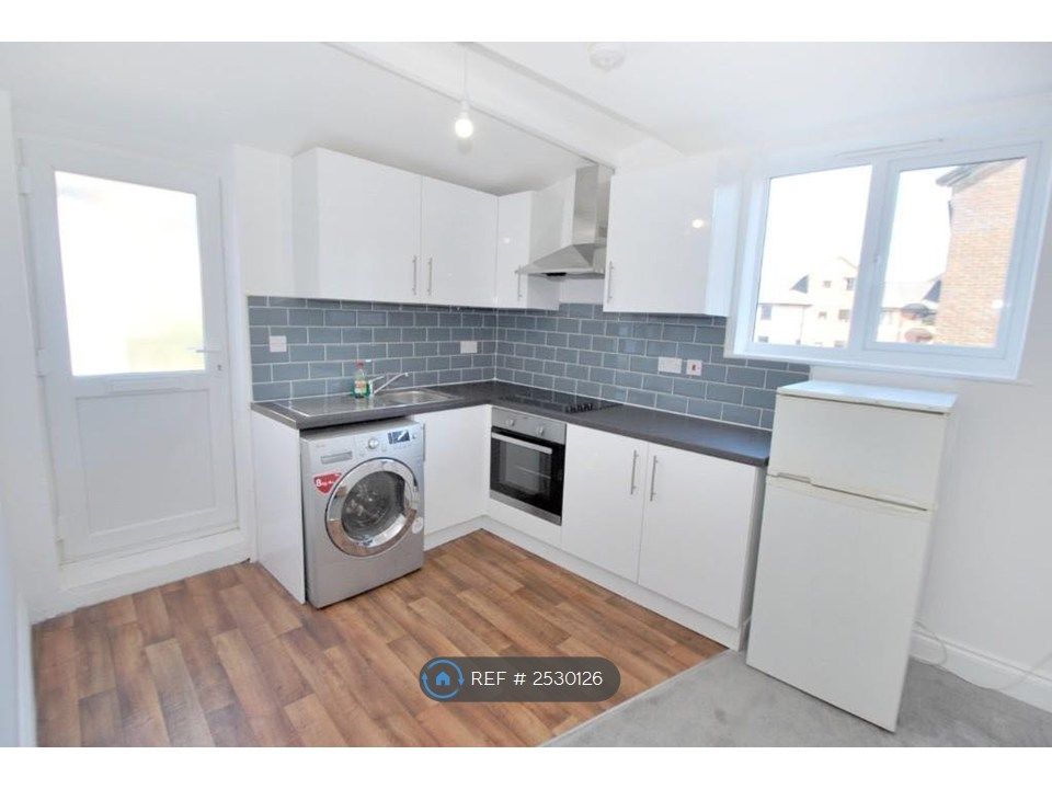 Property photo 1 of 4