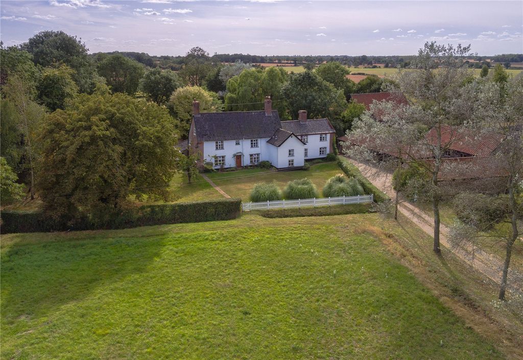 Property photo 3 of 28 Aerial