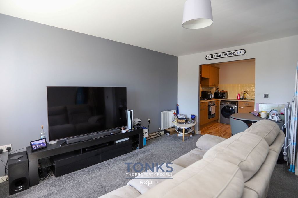 Property photo 2 of 10