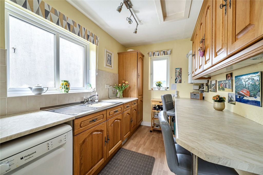 Additional image 6 of 3 bed detached house for salePine Grove, Honiton, Devon EX14
